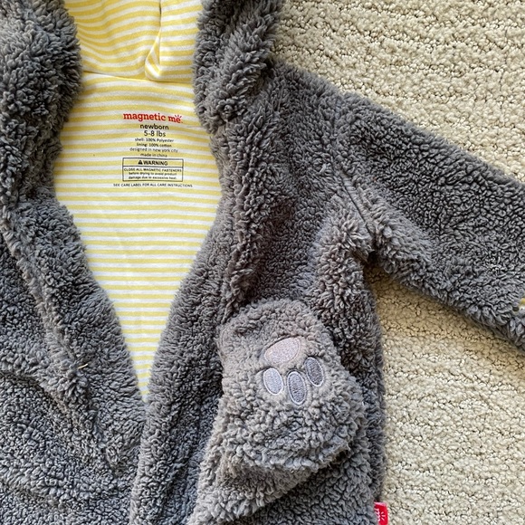 Newborn Magnetic Me cozy suit - Picture 4 of 4
